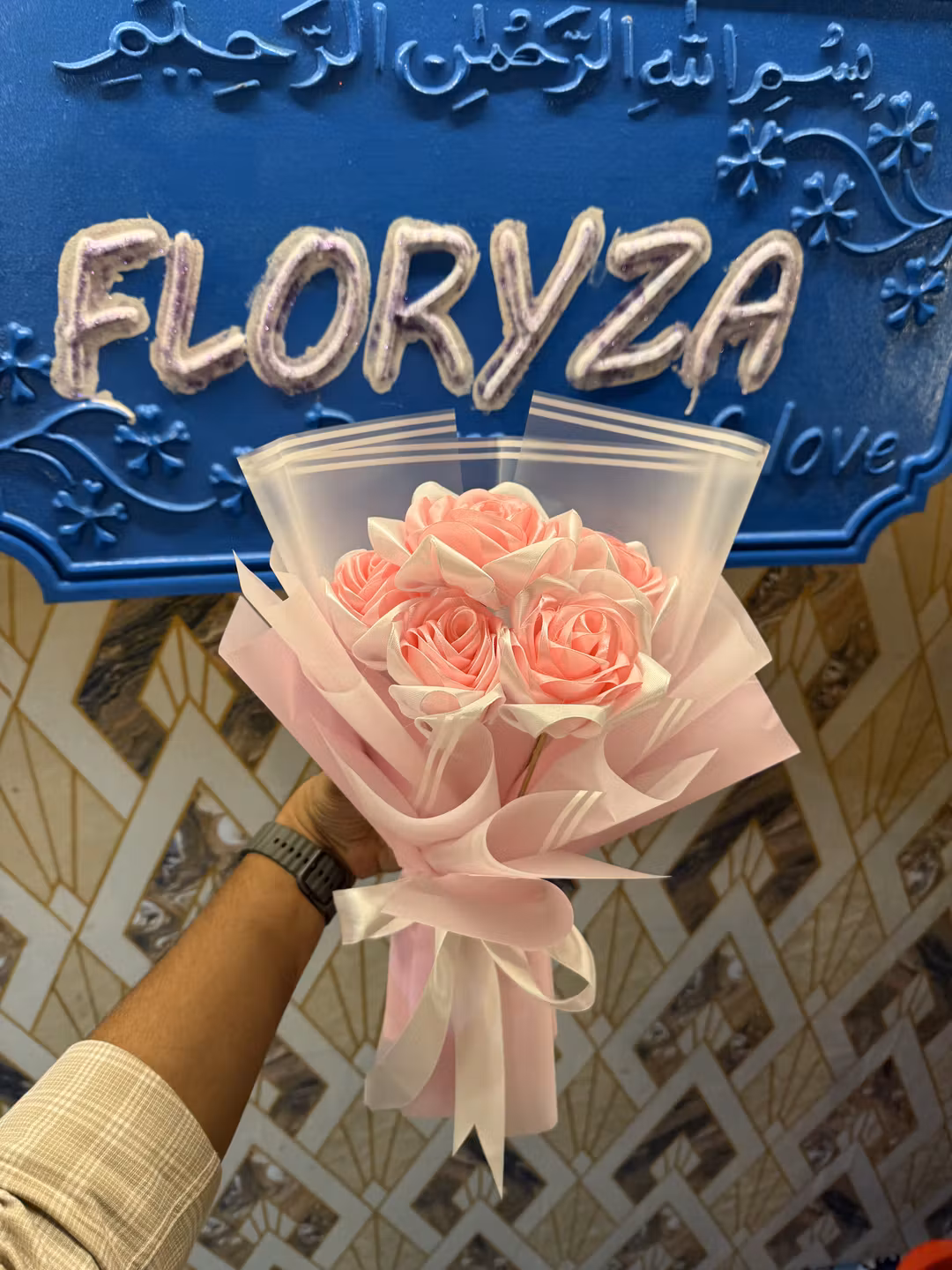 white & pink mixed bouquet